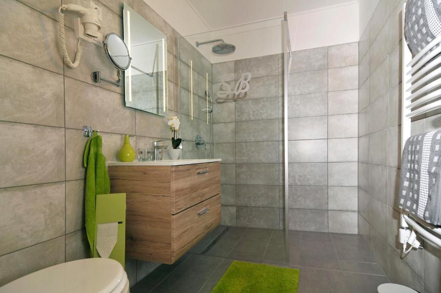 Apartment Silver *